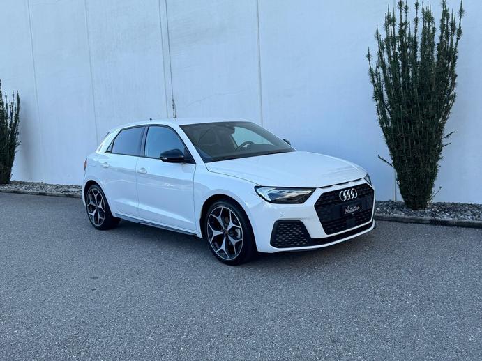 AUDI A1 Sportback 30 TFSI S Line Attraction S-tronic, Benzin, Occasion / Gebraucht, Automatik