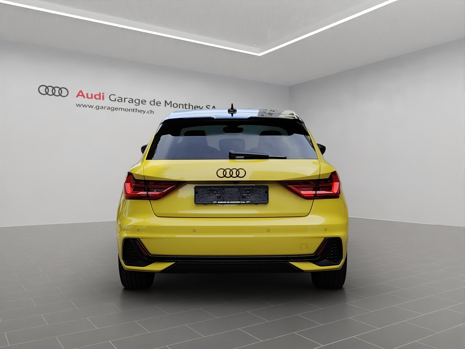 AUDI A1 Sportback 30 TFSI S Line Attraction S-tronic, Benzina, Usata, Automatico - 4