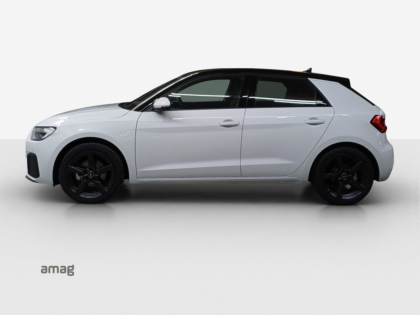 AUDI A1 Sportback 30 TFSI Attraction, Petrol, Pre-registered new car, Automatic - 2