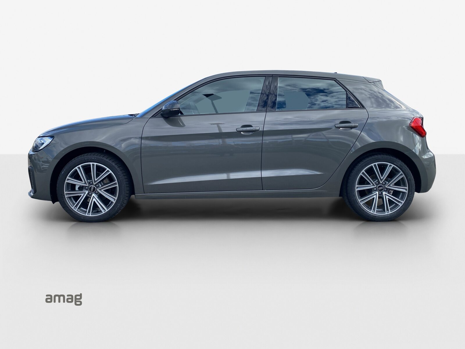 AUDI A1 Sportback 30 TFSI Attraction, Petrol, Pre-registered new car, Automatic - 2