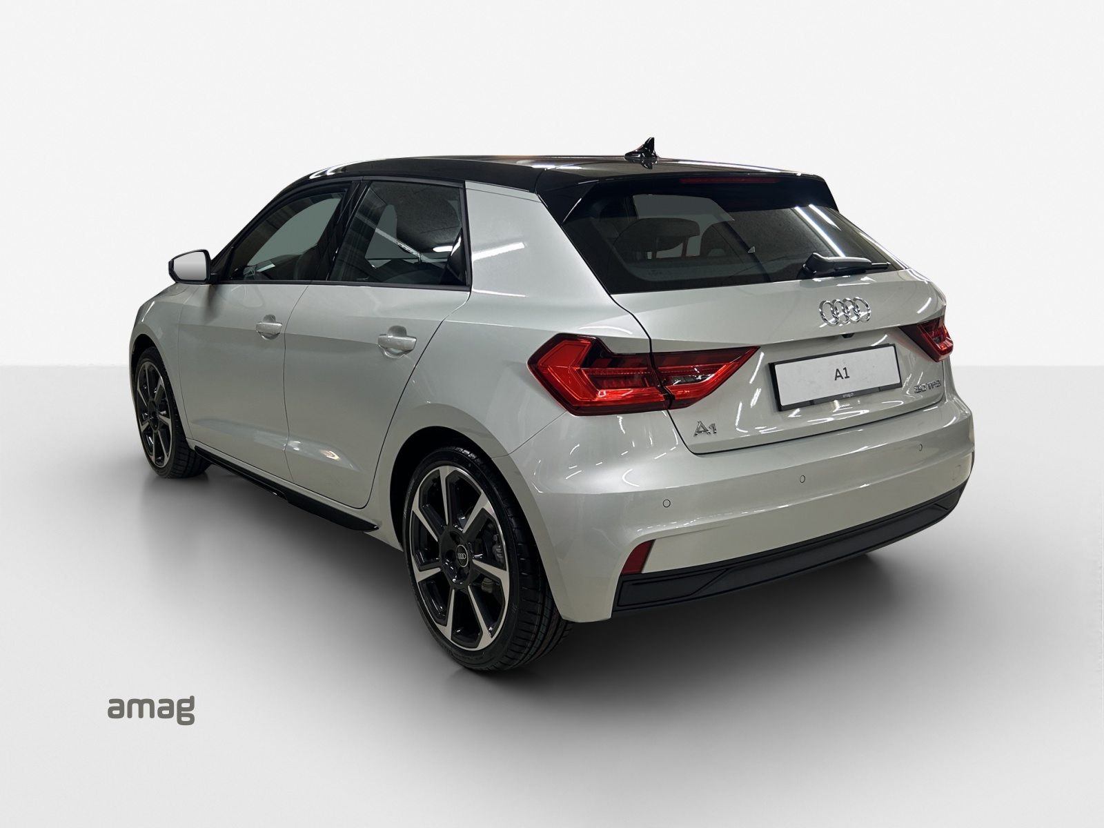 AUDI A1 Sportback 30 TFSI Attraction, Petrol, Pre-registered new car, Automatic - 3