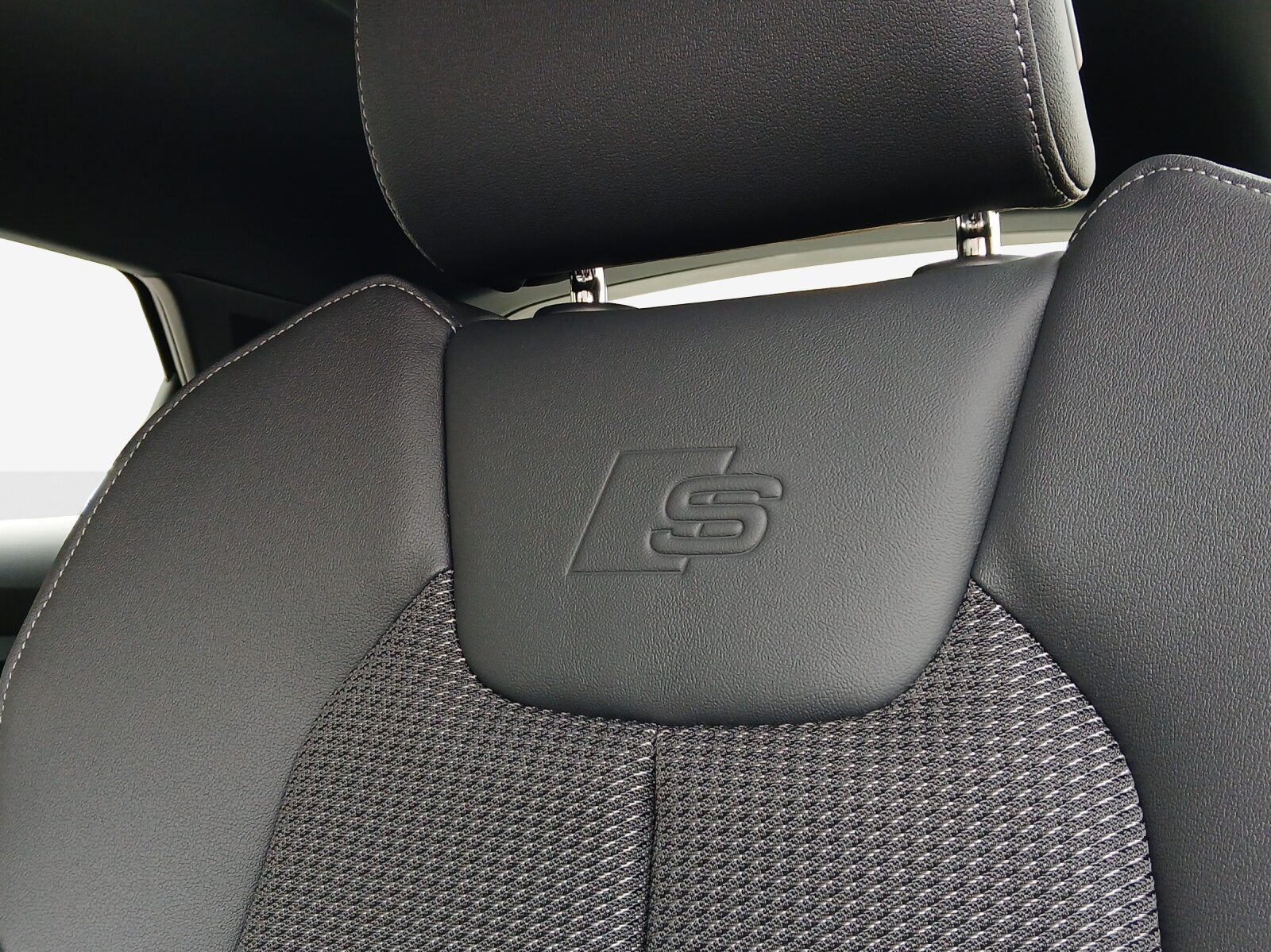 AUDI A1 Sportback 30 TFSI Attraction, Benzina, Auto a km zero, Automatico - 7