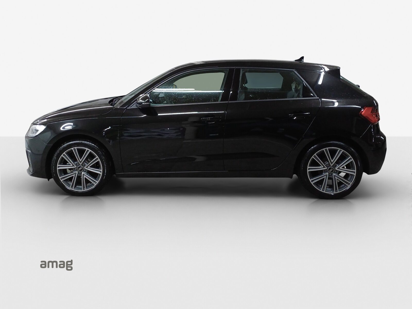 AUDI A1 Sportback 30 TFSI Attraction, Petrol, Pre-registered new car, Automatic - 2