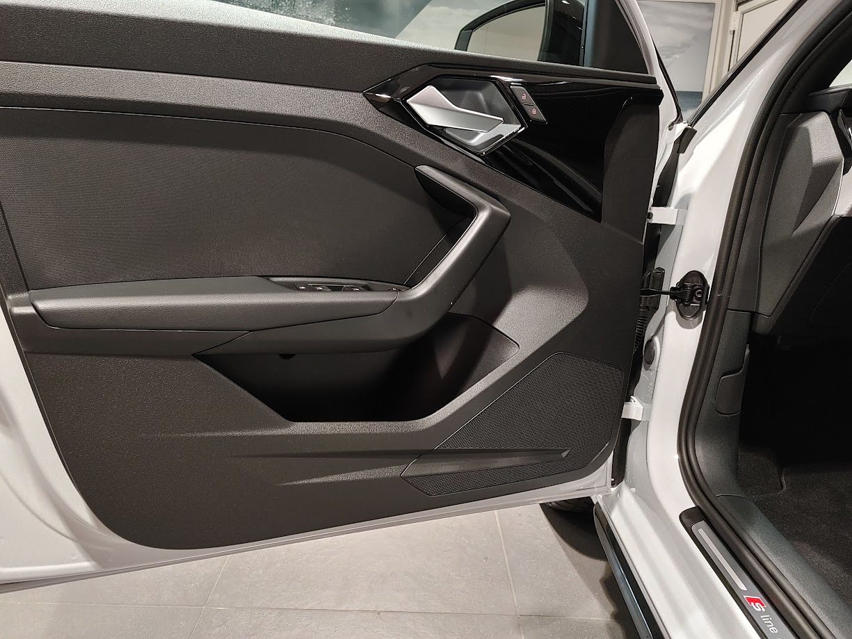 AUDI A1 Sportback 40 TFSI S line, Essence, Voiture nouvelle, Automatique - 3