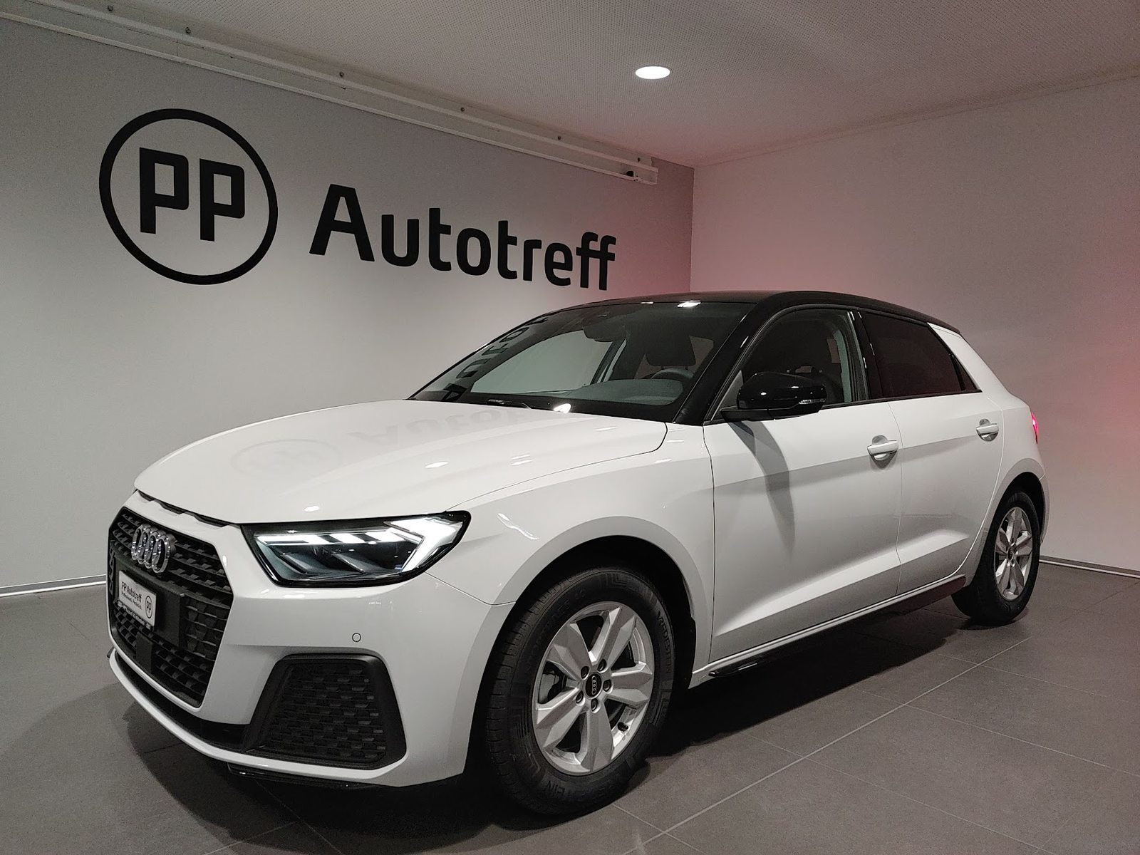 AUDI A1 Sportback 30 TFSI Attraction, Benzina, Auto nuove, Automatico - 2