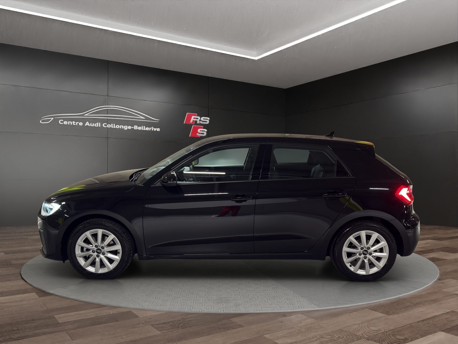 AUDI A1 Sportback 30 TFSI Attraction, Essence, Voiture nouvelle, Automatique - 3