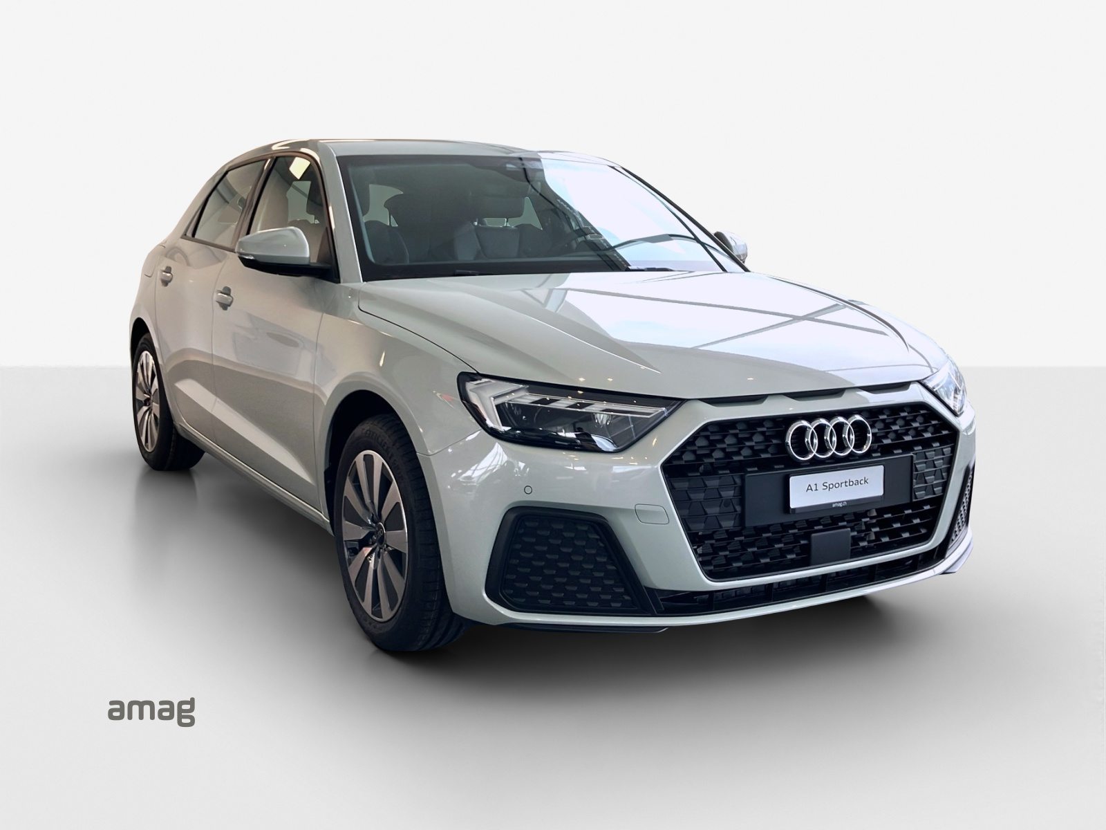 AUDI A1 Sportback 30 TFSI Attraction, Petrol, New car, Automatic - 6