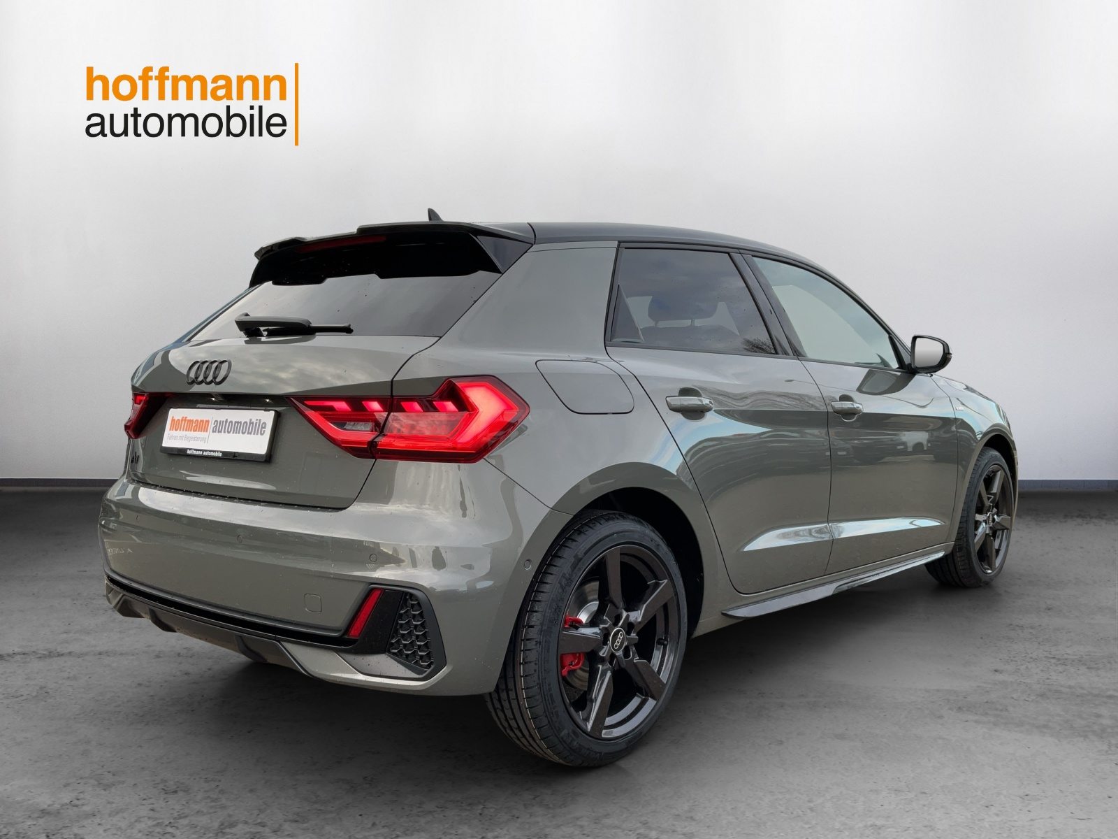 AUDI A1 Sportback 35 TFSI S line, Petrol, New car, Automatic - 4