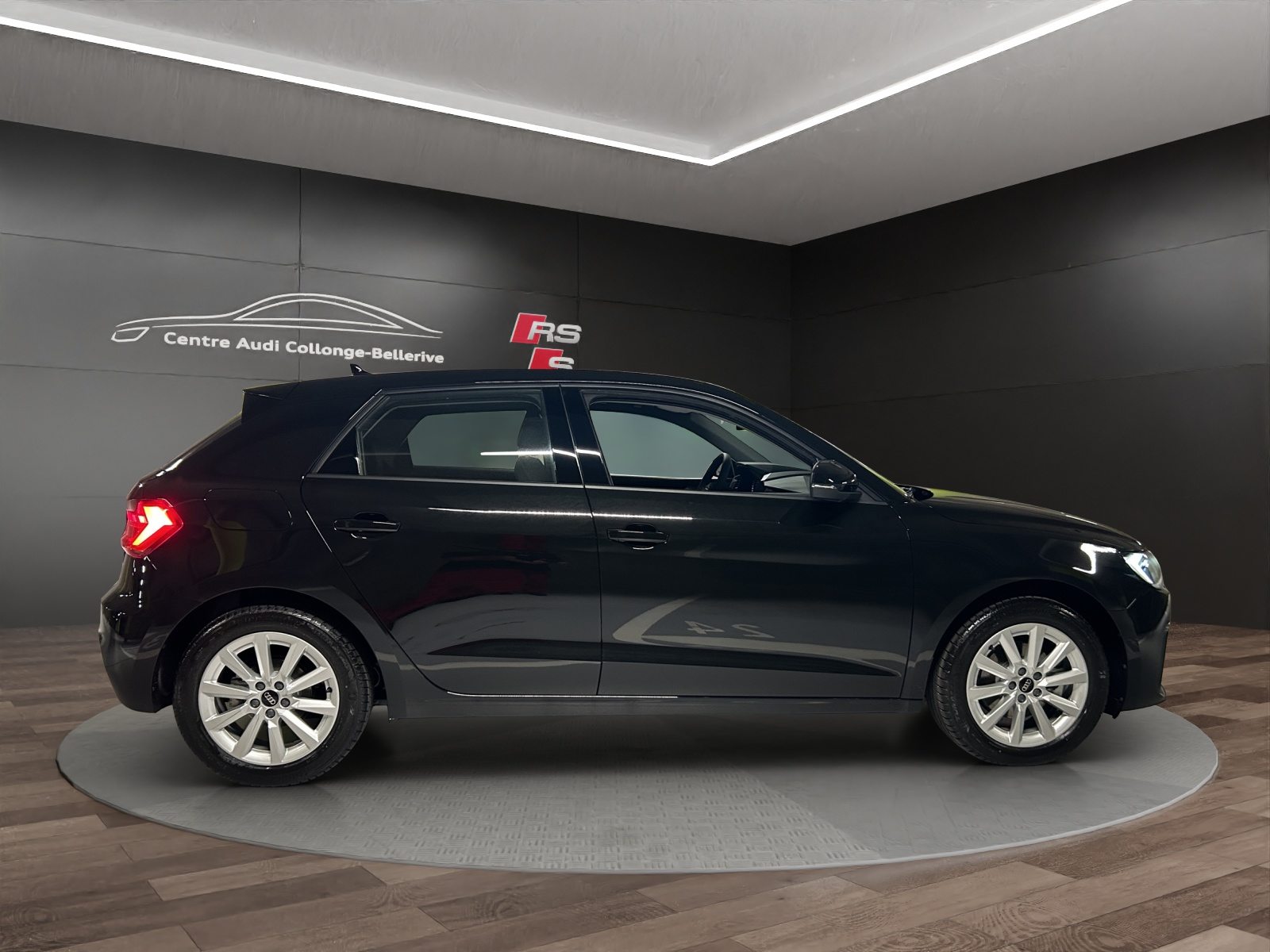 AUDI A1 Sportback 30 TFSI Attraction, Benzin, Neuwagen, Automatik - 7