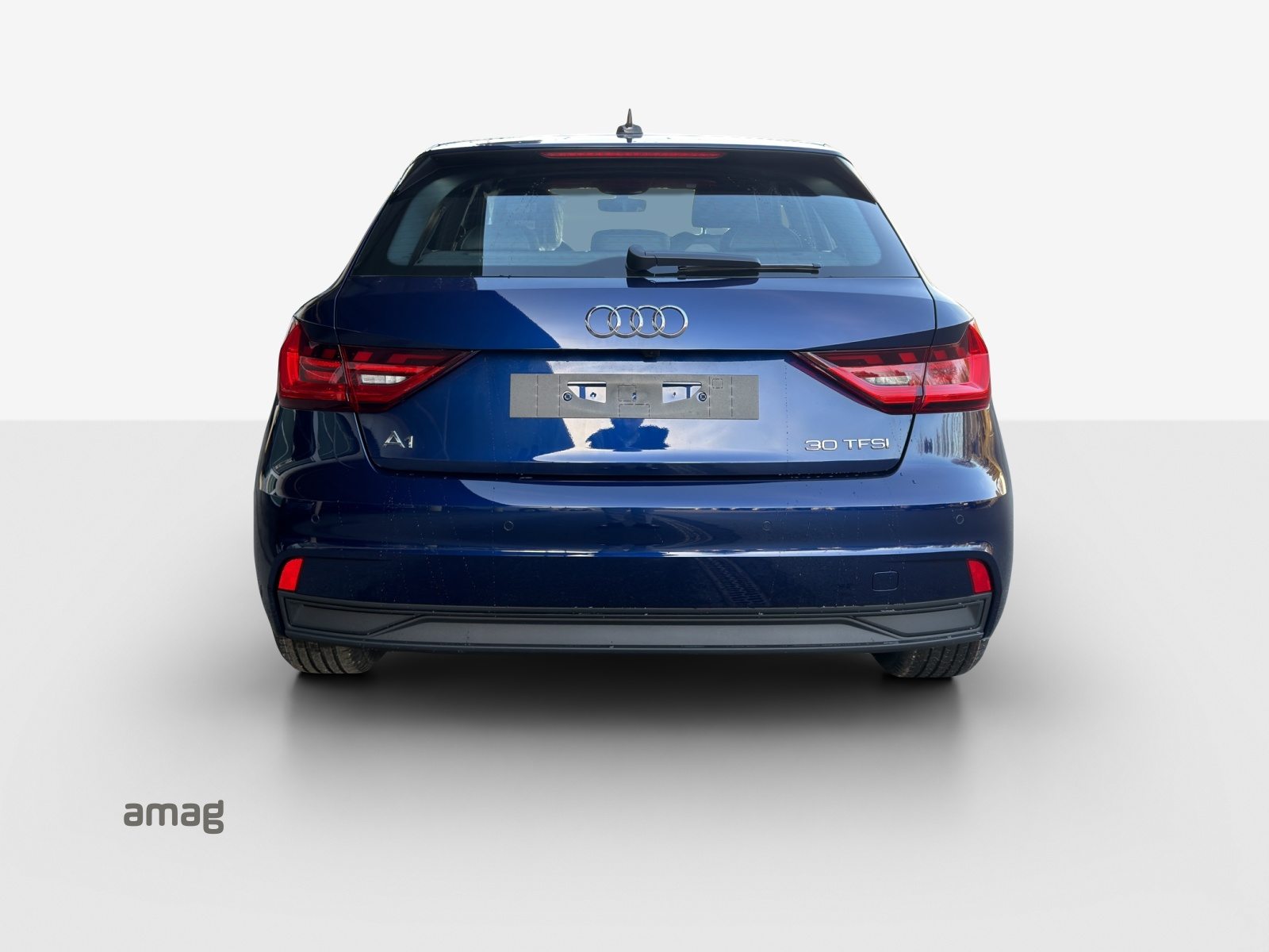 AUDI A1 Sportback 30 TFSI Attraction, Petrol, New car, Automatic - 4