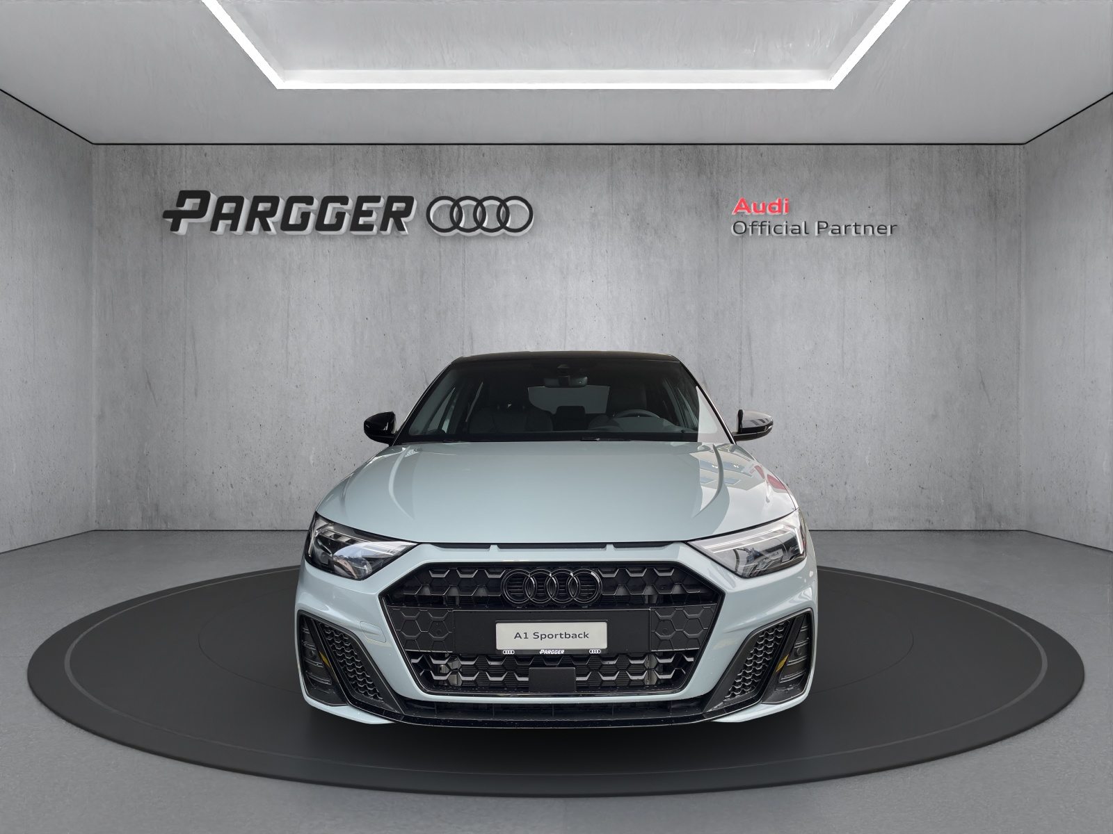 AUDI A1 Sportback 30 TFSI S line Attraction, Petrol, New car, Automatic - 2