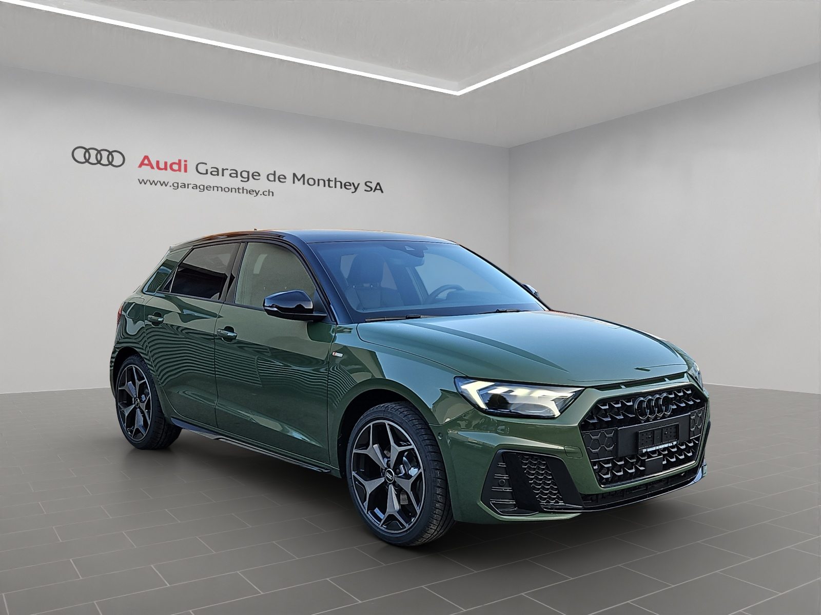 AUDI A1 Sportback 30 TFSI S line Attraction, Petrol, New car, Automatic - 3