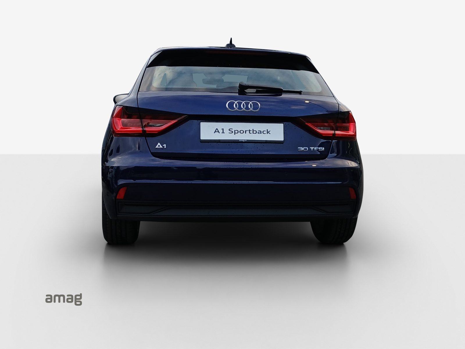AUDI A1 Sportback 30 TFSI Attraction, Petrol, New car, Automatic - 4