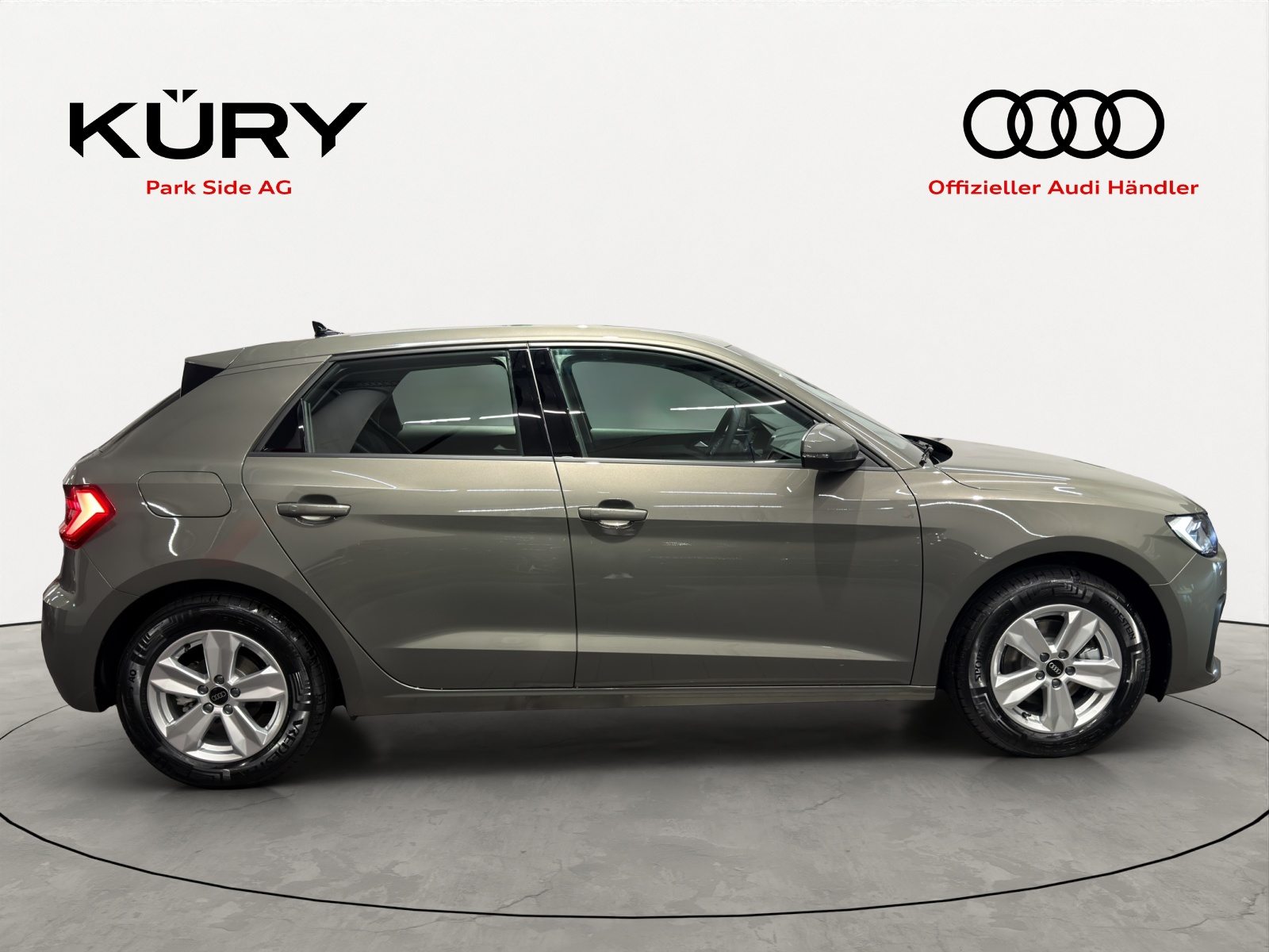 AUDI A1 Sportback 30 TFSI Attraction, Essence, Voiture nouvelle, Automatique - 3