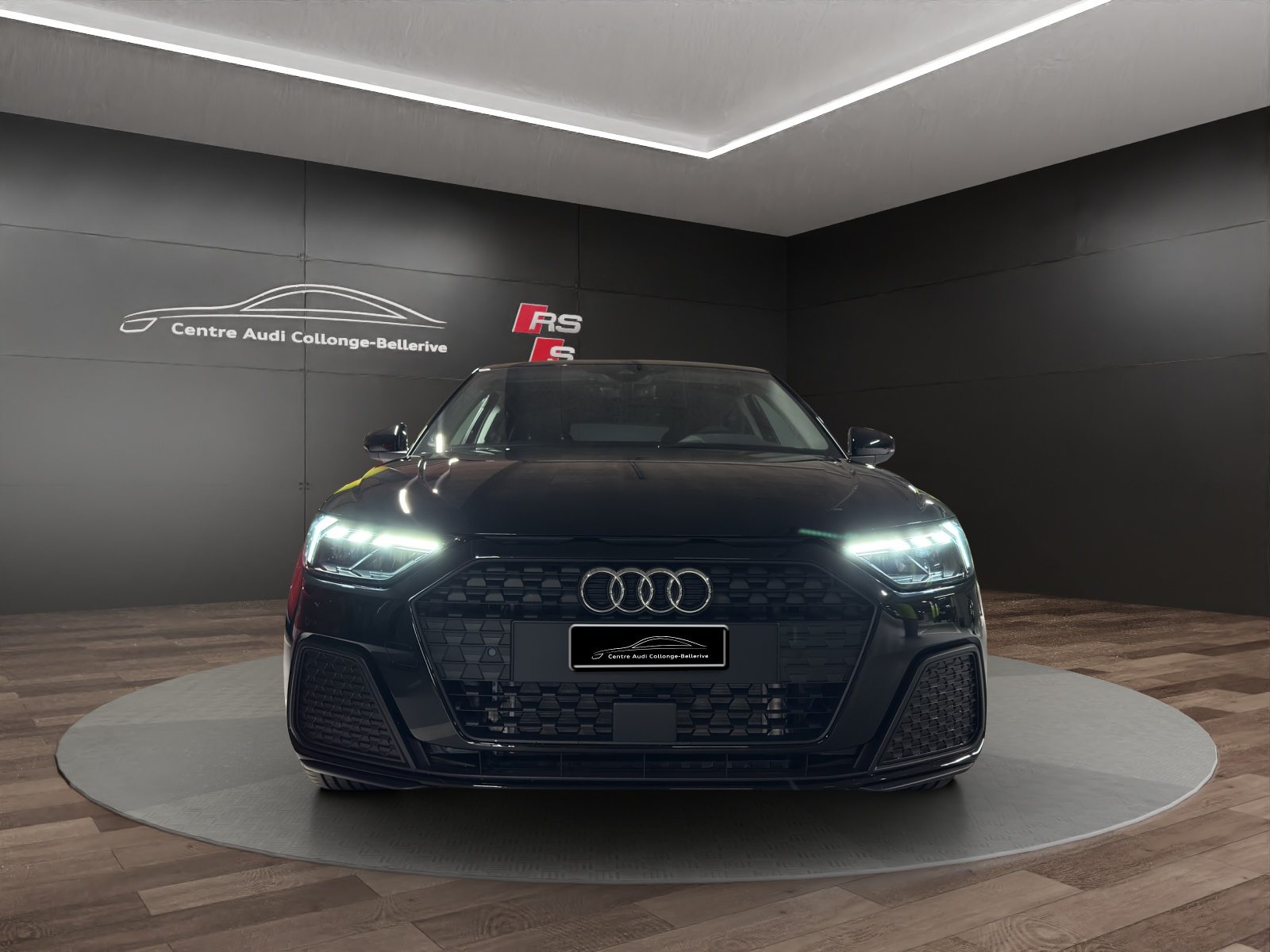 AUDI A1 Sportback 30 TFSI Attraction, Petrol, New car, Automatic - 2
