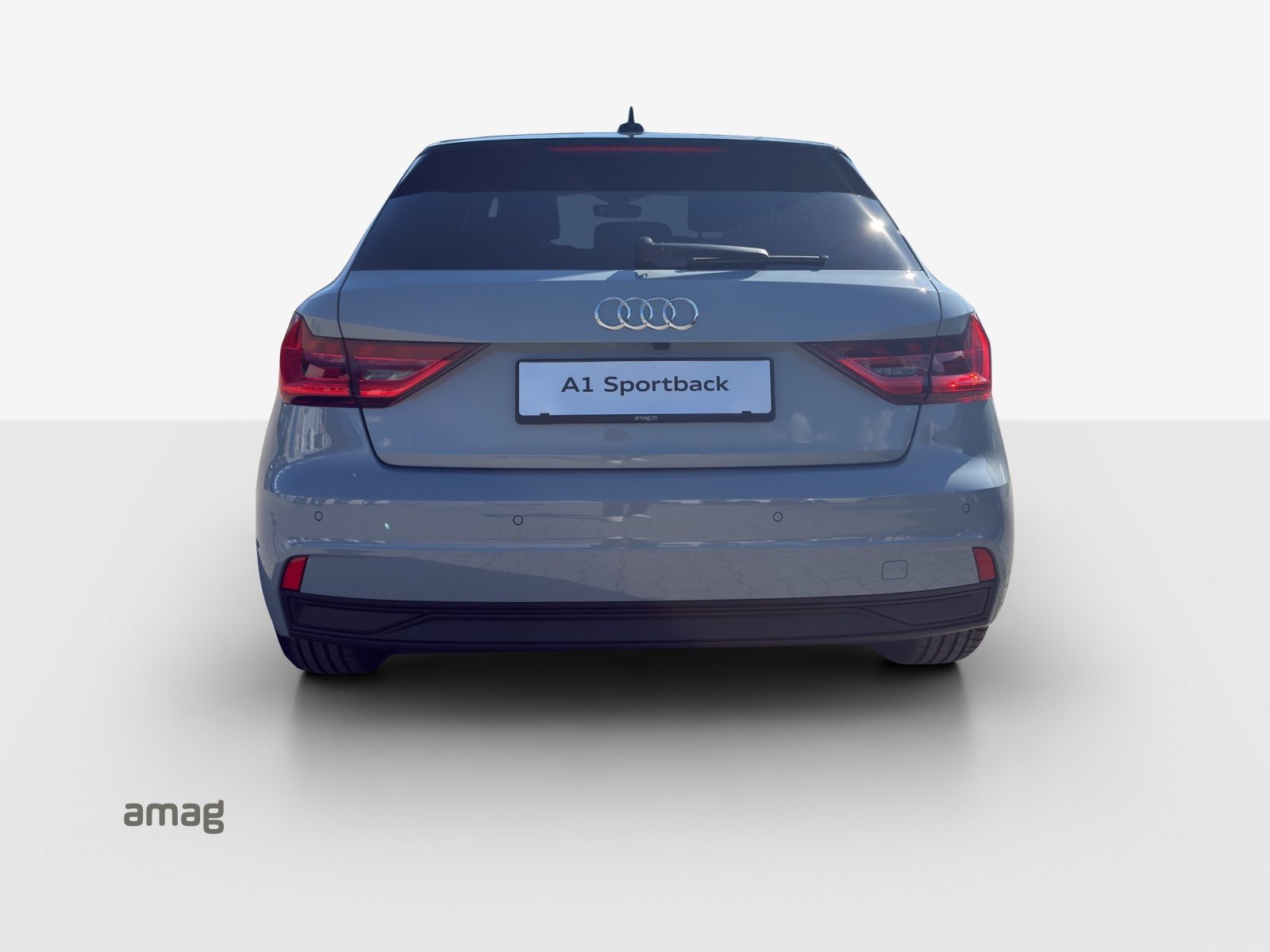 AUDI A1 Sportback 30 TFSI Attraction, Petrol, New car, Automatic - 4