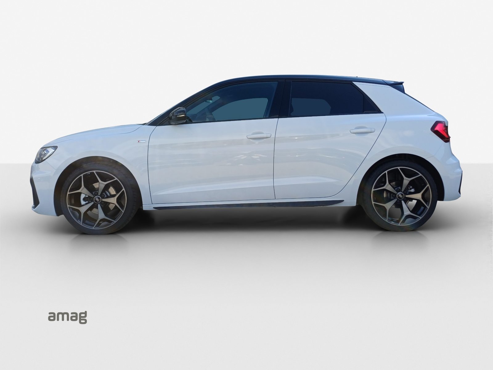 AUDI A1 Sportback 30 TFSI S line Attraction, Petrol, New car, Automatic - 2