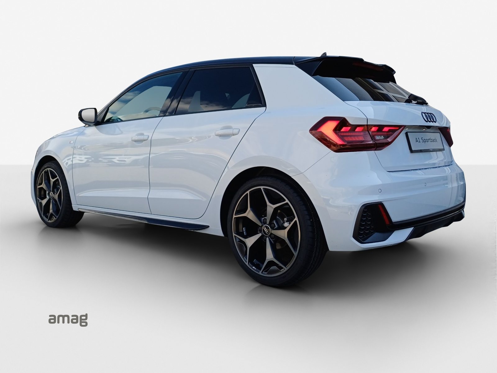AUDI A1 Sportback 30 TFSI S line Attraction, Petrol, New car, Automatic - 3