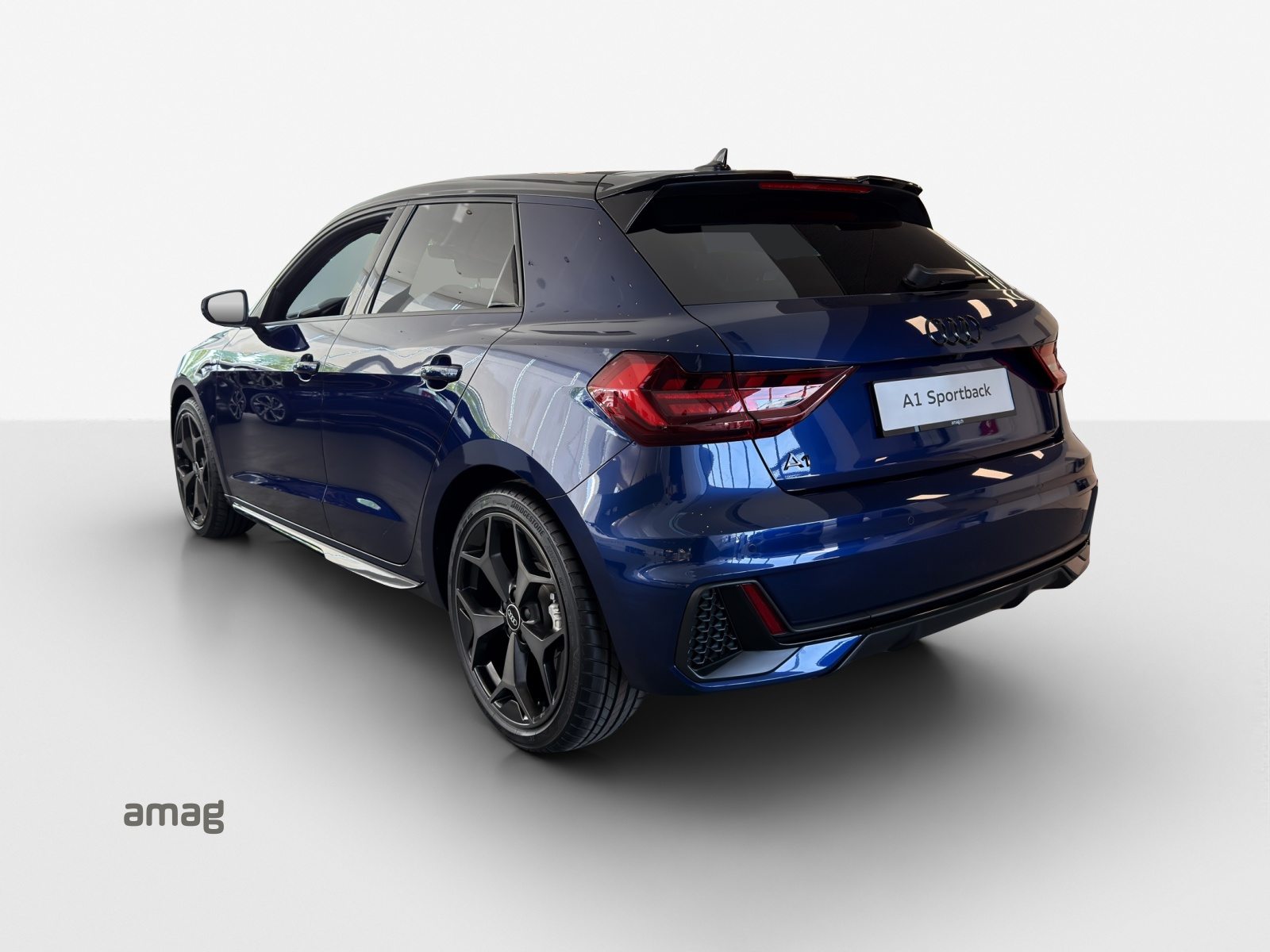 AUDI A1 Sportback 30 TFSI S line Attraction, Petrol, New car, Automatic - 3