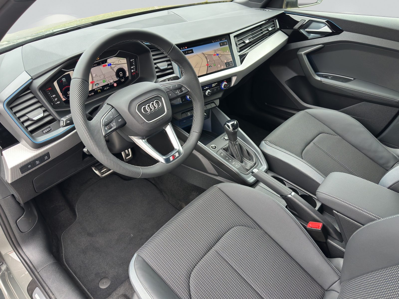 AUDI A1 Sportback 35 TFSI S line, Essence, Voiture nouvelle, Automatique - 5