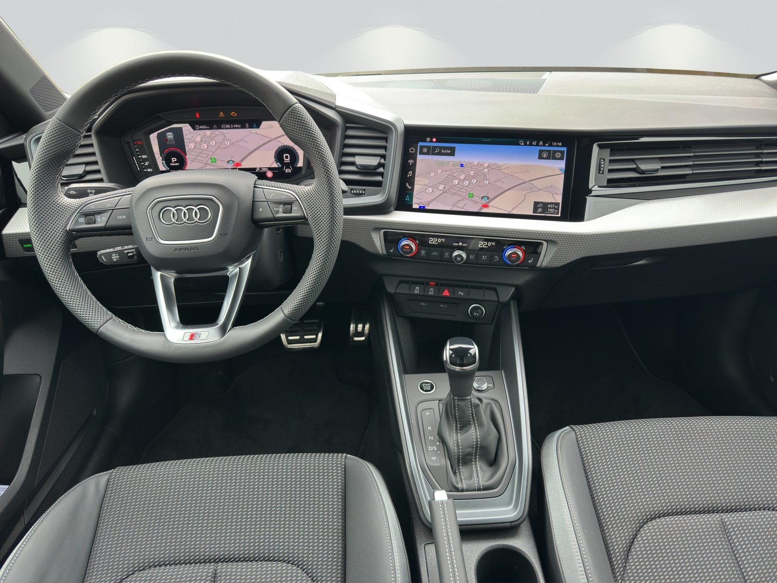 AUDI A1 Sportback 30 TFSI Attraction, Petrol, New car, Automatic - 7