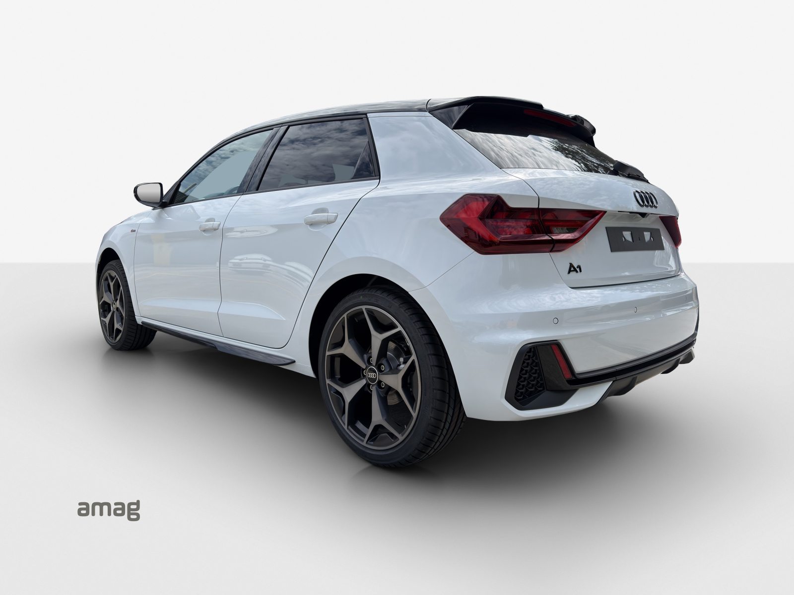AUDI A1 Sportback 30 TFSI S line Attraction, Petrol, New car, Automatic - 3