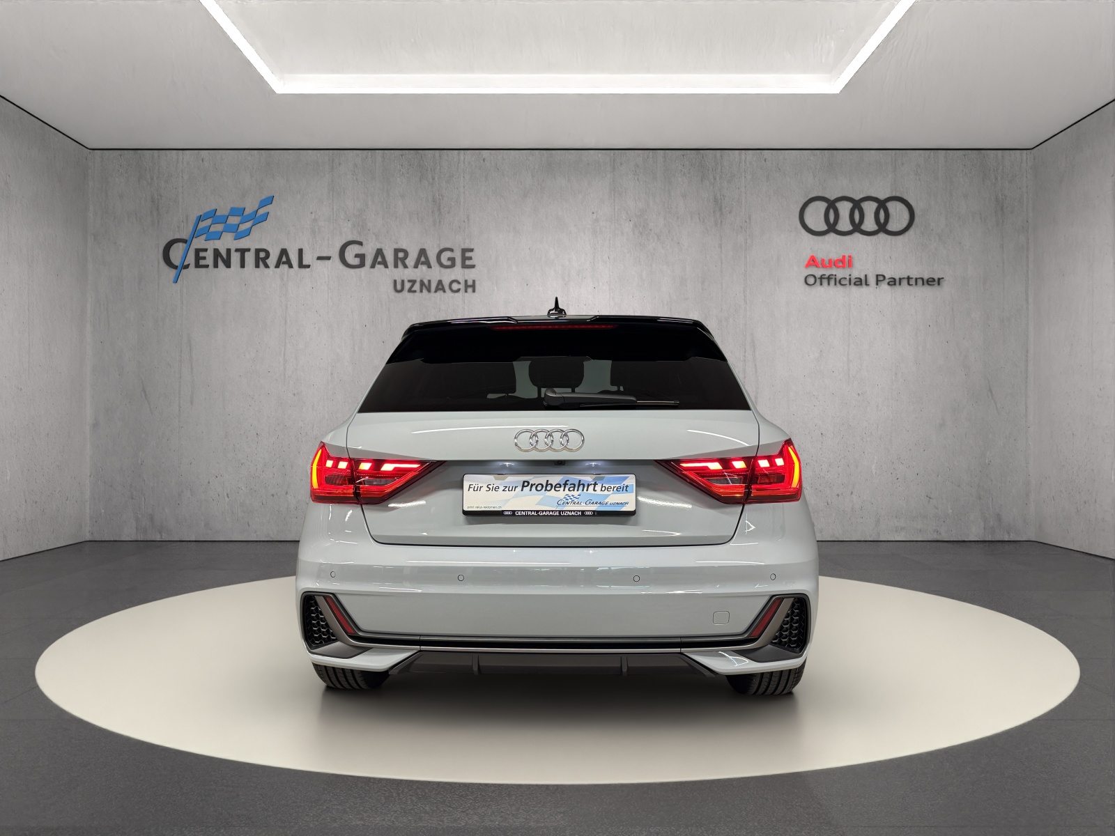 AUDI A1 Sportback 35 TFSI S line, Petrol, New car, Automatic - 4