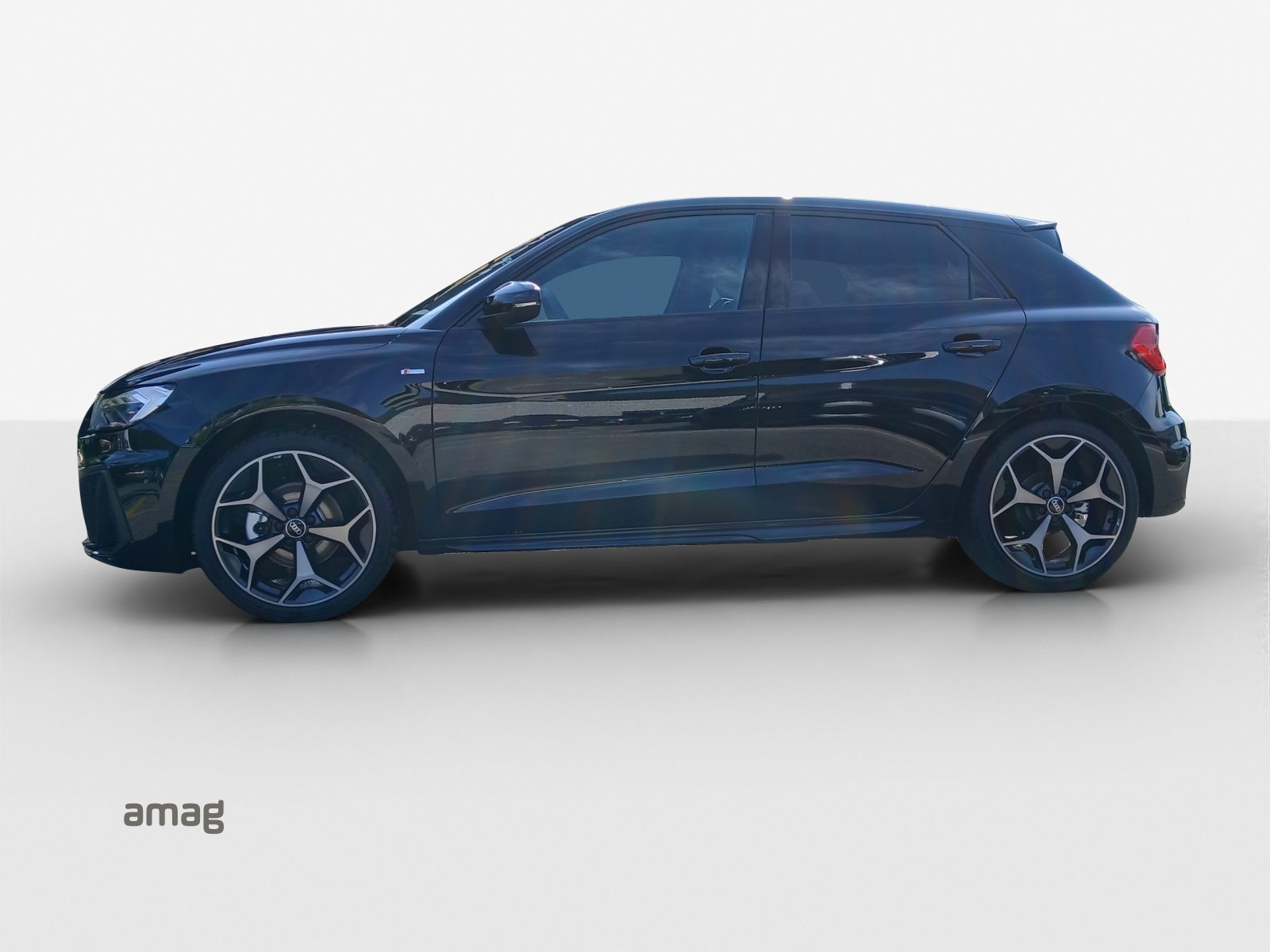 AUDI A1 Sportback 30 TFSI S line Attraction, Petrol, New car, Automatic - 2