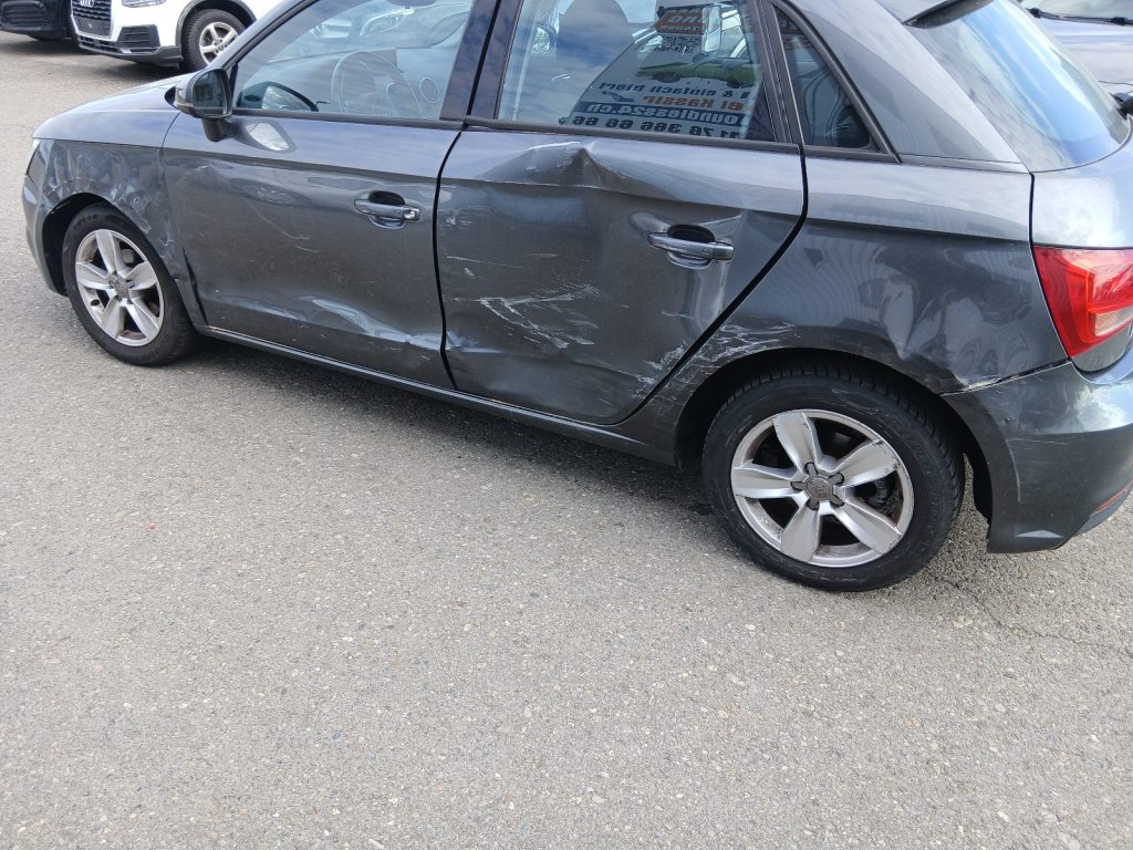 AUDI A1 1.0 TFSI ultra, Essence, Occasion / Utilisé, Manuelle - 7