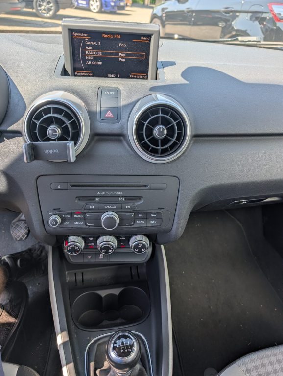 AUDI A1 1.4 TFSI Ambition, Benzin, Occasion / Gebraucht, Handschaltung - 5