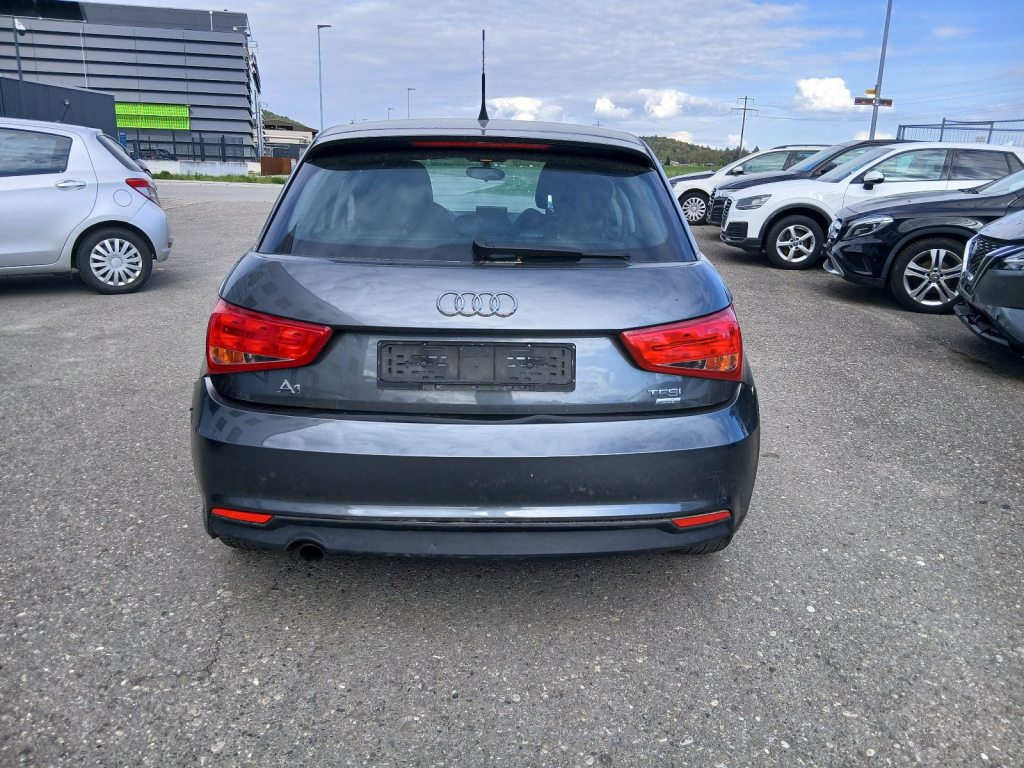 AUDI A1 1.0 TFSI ultra, Essence, Occasion / Utilisé, Manuelle - 6