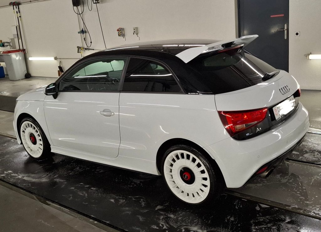 AUDI A1 2.0 TFSI Limited quattro, Petrol, Second hand / Used, Manual - 4