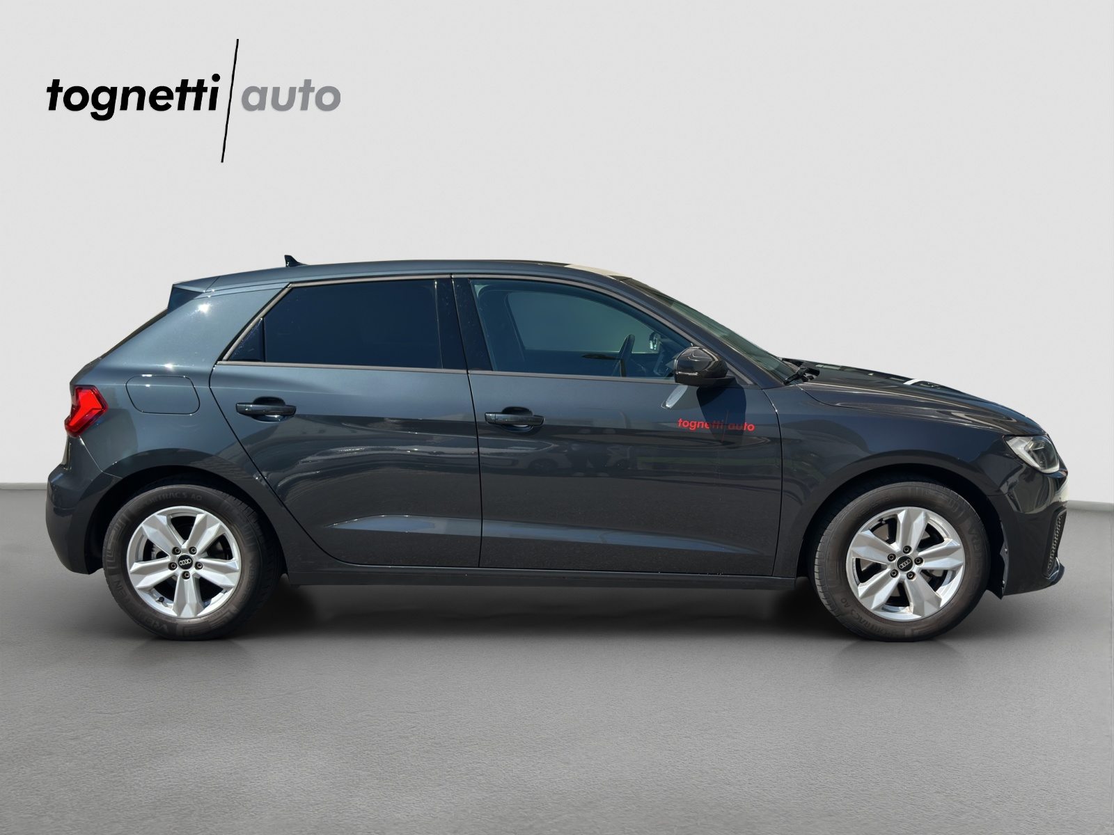 AUDI A1 Sportback 30 TFSI Attraction, Benzin, Occasion / Gebraucht, Handschaltung - 3
