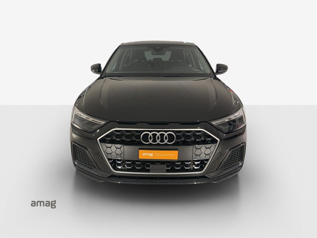 AUDI A1 SB 30 TFSI S tronic, Benzin, Occasion / Gebraucht, Automatik - 7
