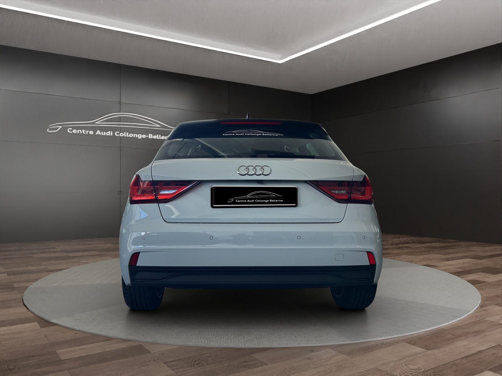 AUDI A1 Sportback 30 TFSI Attraction, Benzin, Occasion / Gebraucht, Automatik - 5