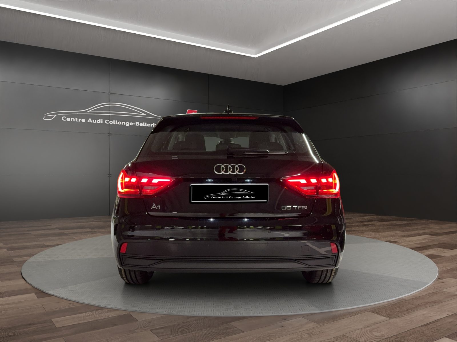 AUDI A1 Sportback 30 TFSI Attraction, Benzin, Occasion / Gebraucht, Automatik - 5