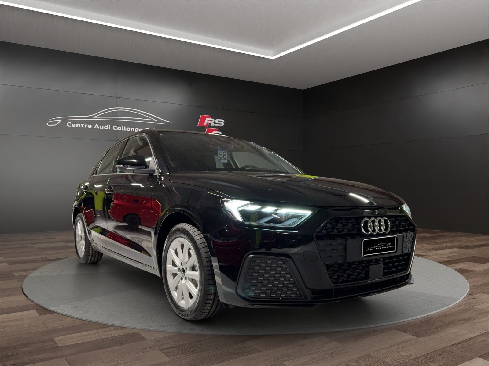 AUDI A1 Sportback 30 TFSI Attraction, Benzin, Occasion / Gebraucht, Automatik - 7