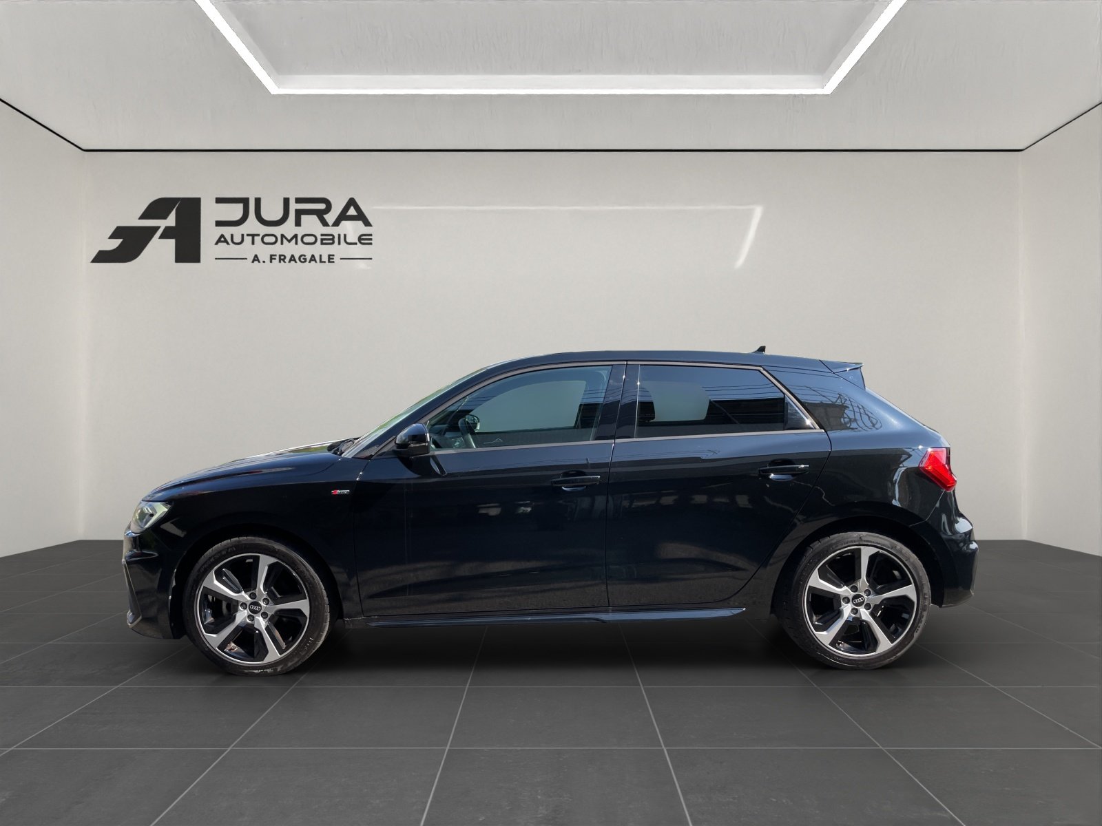 AUDI A1 Sportback 1.0 30 TFSI S Line S-Tronic, Petrol, Second hand / Used, Automatic - 3