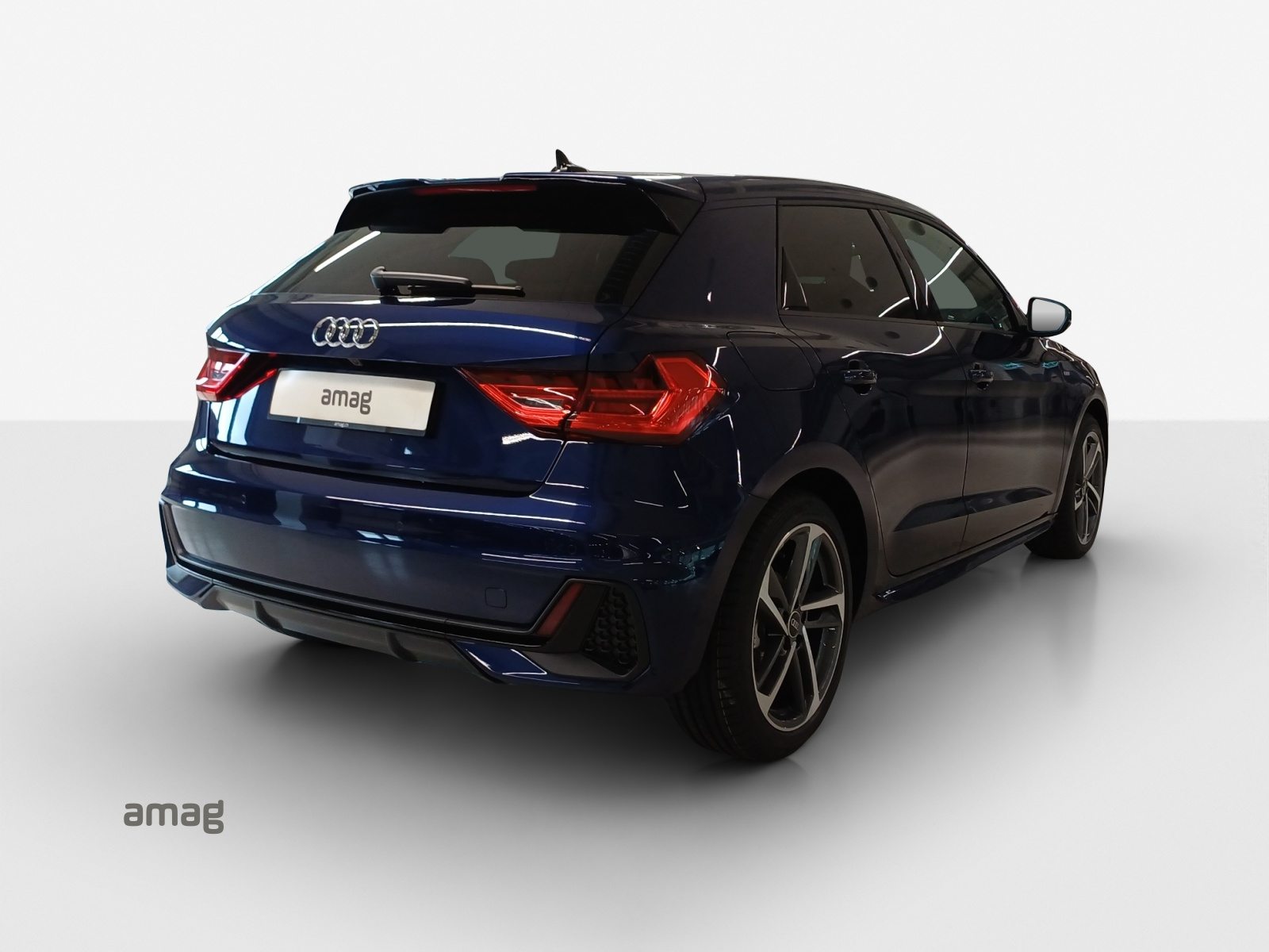 AUDI A1 Sportback 30 TFSI S line Attraction, Petrol, Second hand / Used, Automatic - 5