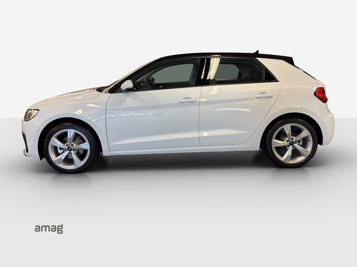 AUDI A1 Sportback 30 TFSI Attraction, Petrol, Second hand / Used, Automatic - 2