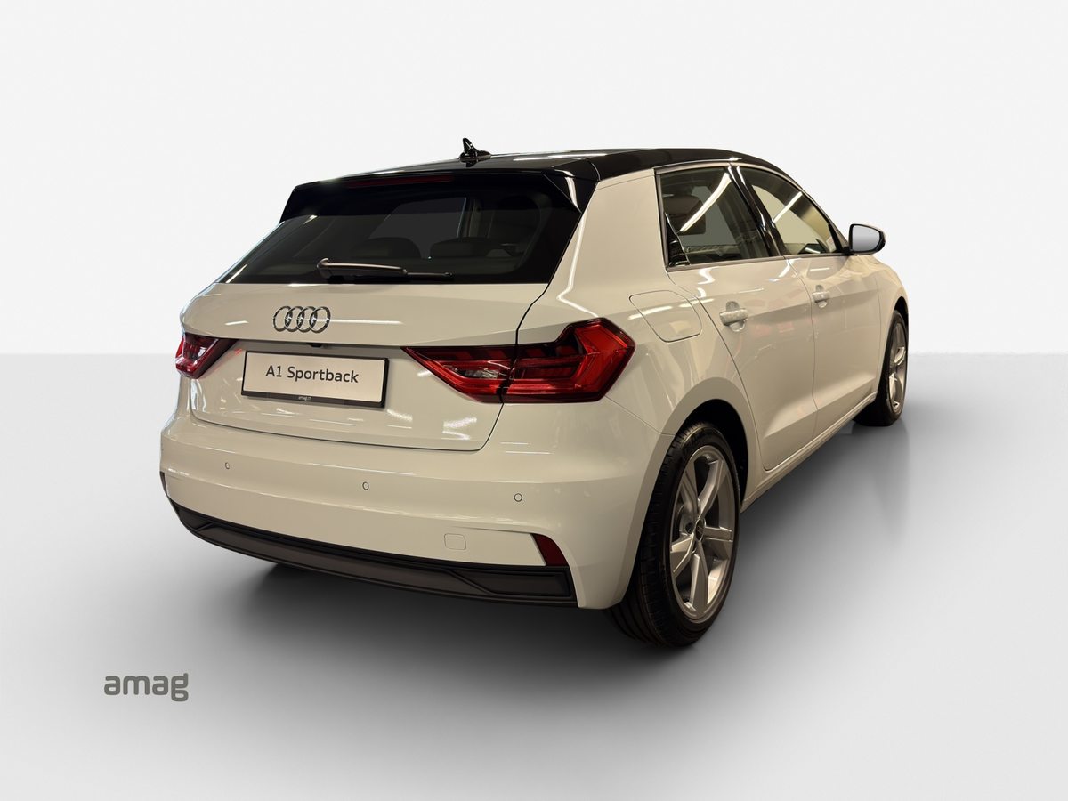AUDI A1 Sportback 30 TFSI Attraction, Petrol, Second hand / Used, Automatic - 5