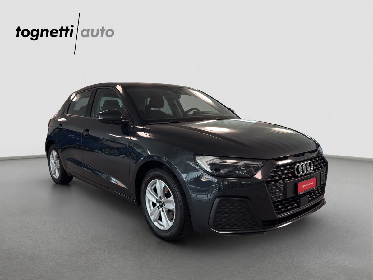 AUDI A1 Sportback 30 TFSI Attraction, Petrol, Second hand / Used, Automatic - 2