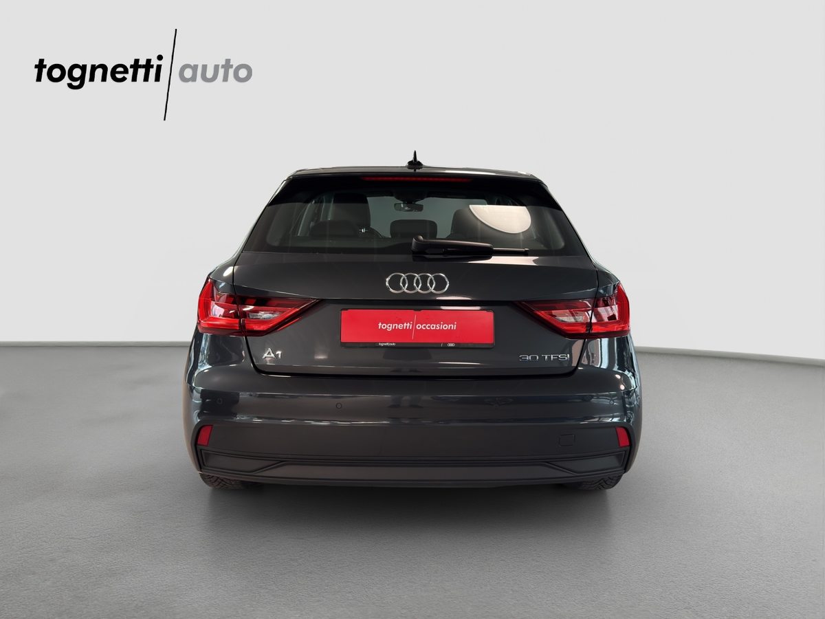 AUDI A1 Sportback 30 TFSI Attraction, Petrol, Second hand / Used, Automatic - 5