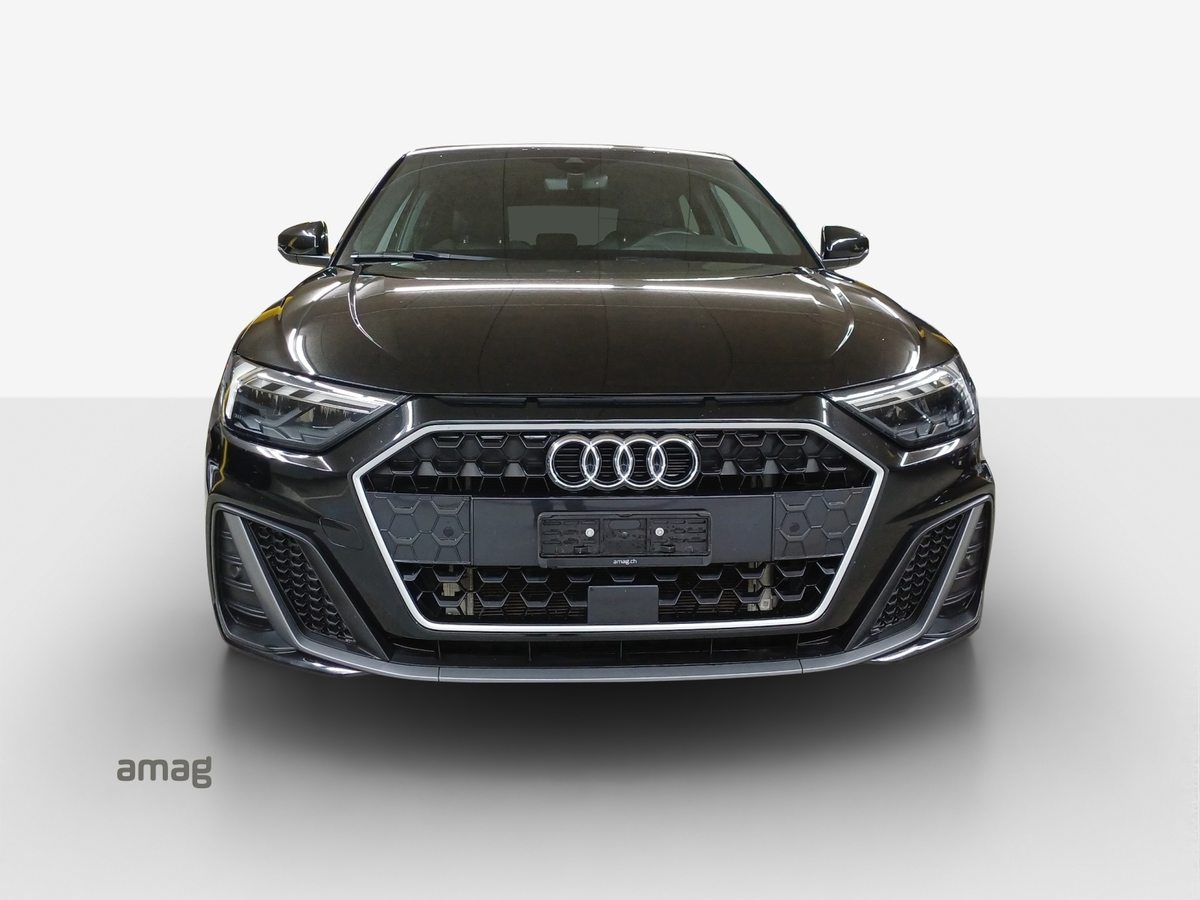 AUDI A1 Sportback 30 TFSI S line Attraction, Benzin, Occasion / Gebraucht, Automatik - 7
