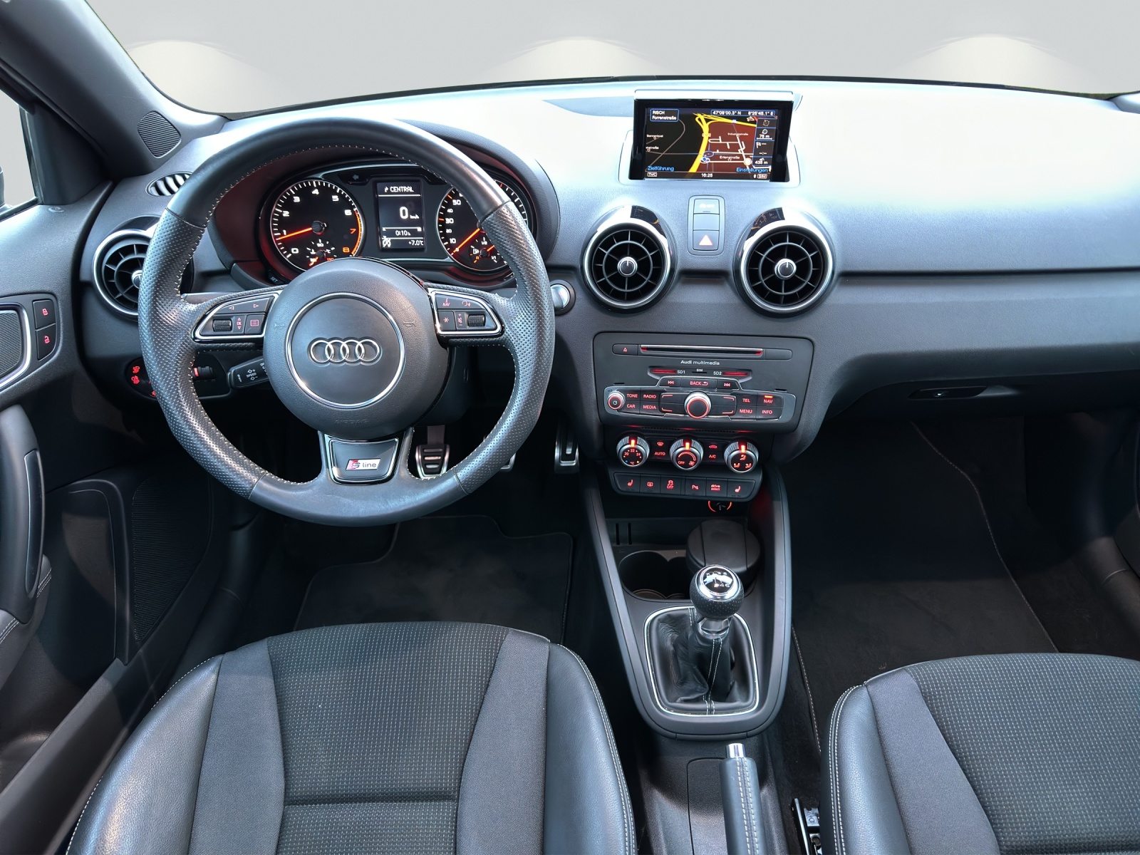 AUDI A1 Sportback sport, Benzin, Occasion / Gebraucht - 7