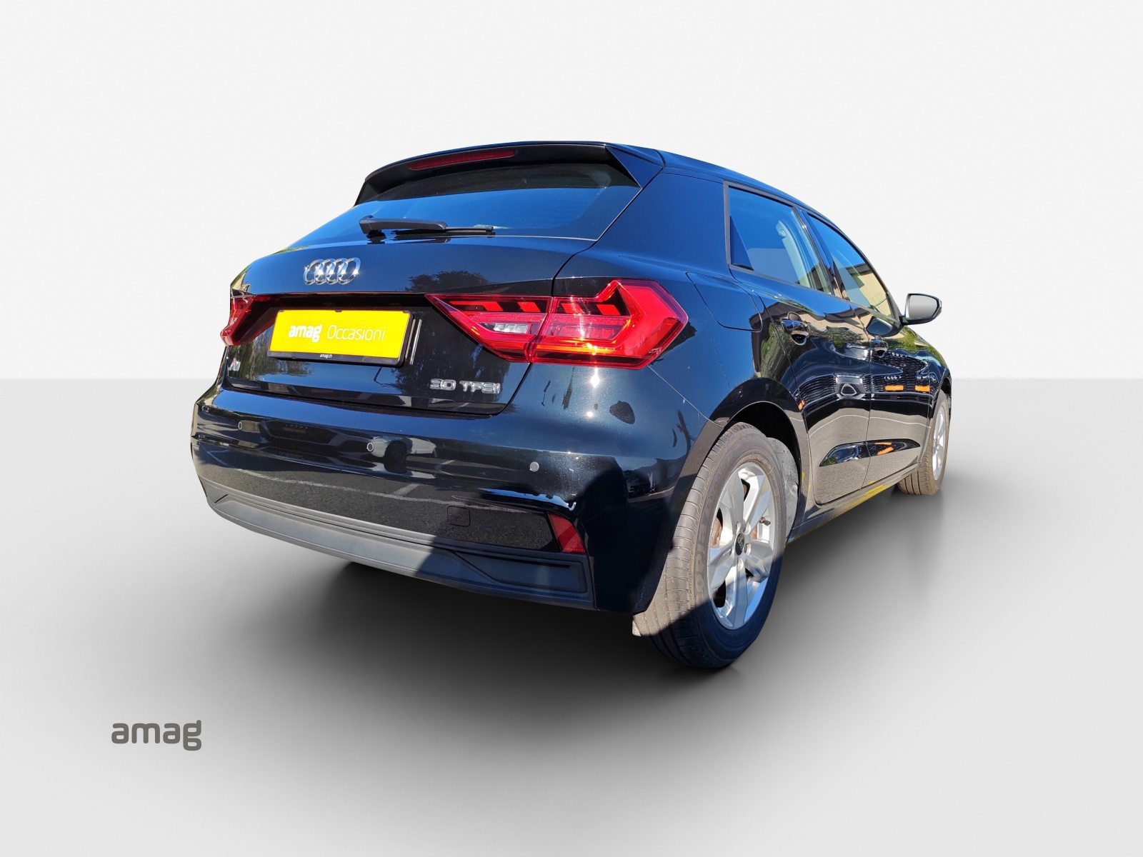 AUDI A1 Sportback 30 TFSI Attraction, Petrol, Second hand / Used, Automatic - 5