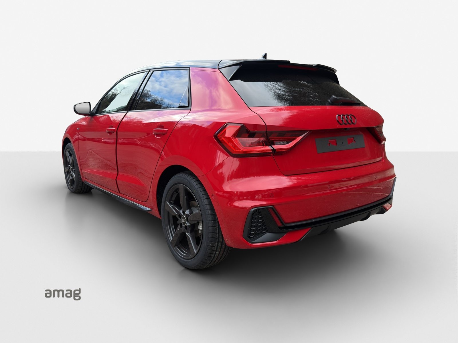 AUDI A1 Sportback 30 TFSI S line Attraction, Petrol, Second hand / Used, Automatic - 2