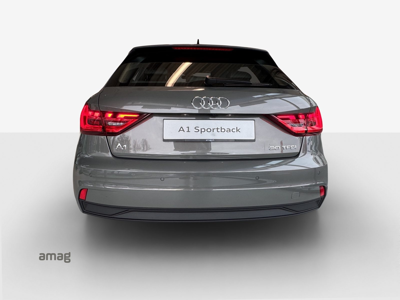 AUDI A1 Sportback 30 TFSI Attraction, Petrol, Second hand / Used, Automatic - 4