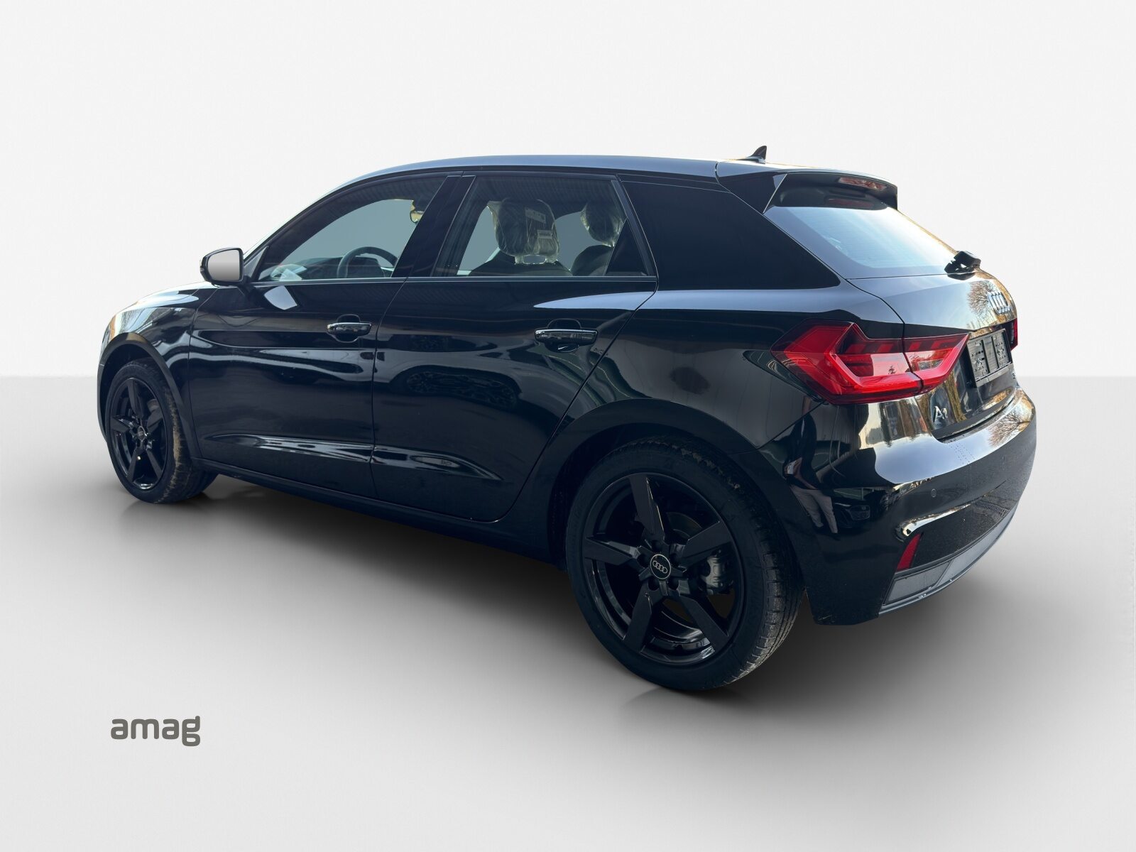AUDI A1 Sportback 30 TFSI Attraction, Benzin, Occasion / Gebraucht, Automatik - 3