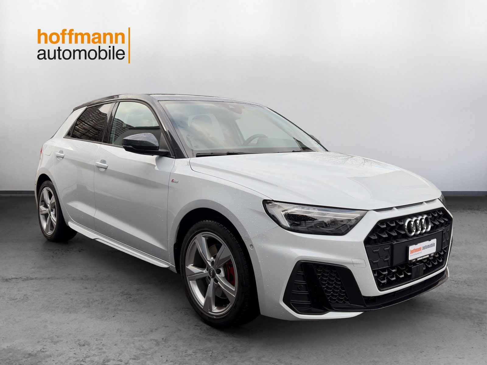 AUDI A1 Sportback 40 TFSI S line, Petrol, Second hand / Used, Automatic - 3